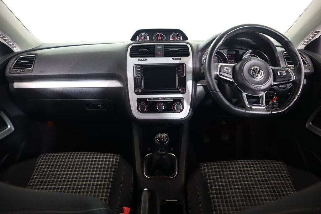 Used Volkswagen Scirocco 2015 for sale - 78181694: Photo 17