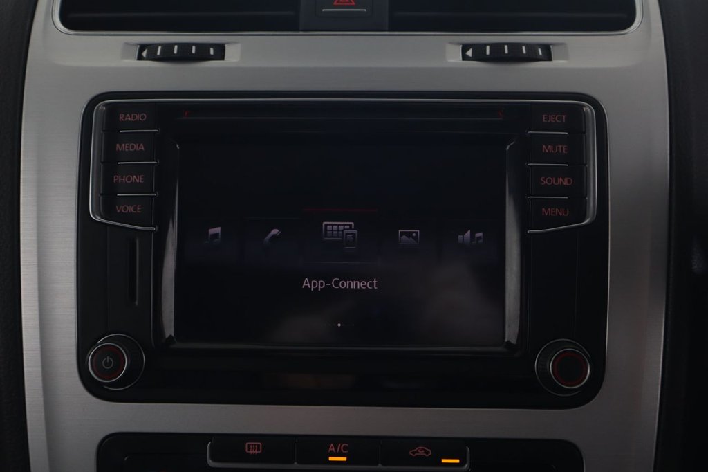 Used Volkswagen Scirocco 2015 for sale - 78181694: Photo 38