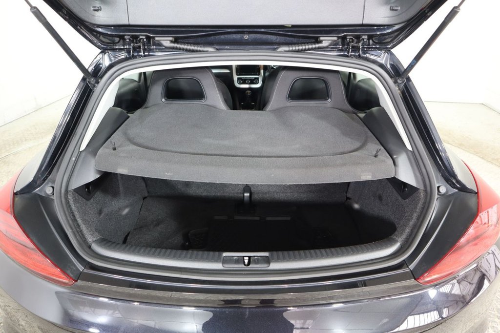 Used Volkswagen Scirocco 2015 for sale - 78181694: Photo 9