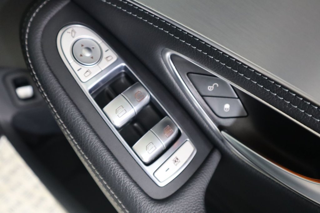 Used Mercedes-Benz C Class 2015 for sale - 77111080: Photo 14