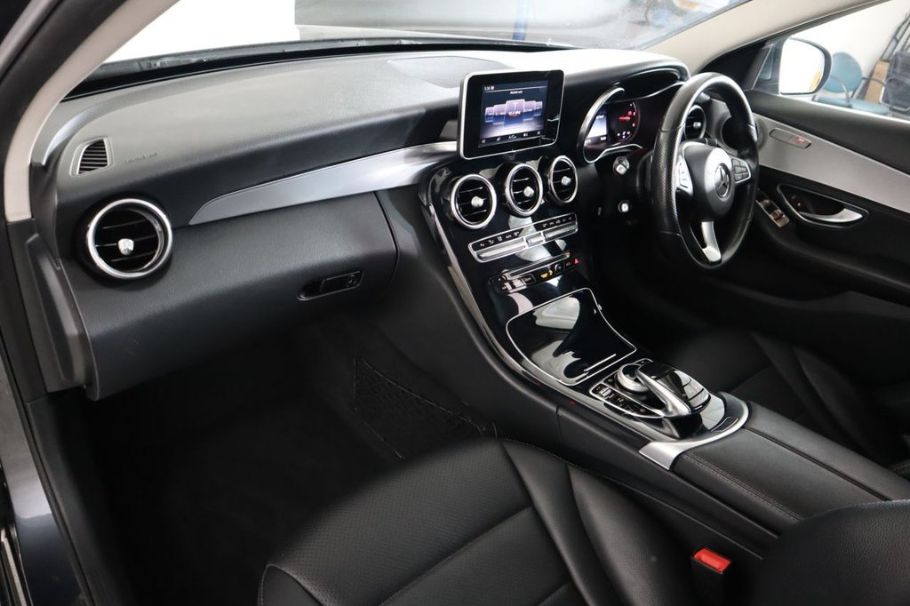 Used Mercedes-Benz C Class 2015 for sale - 77111080: Photo 31