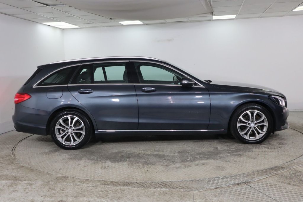 Used Mercedes-Benz C Class 2015 for sale - 77111080: Photo 8