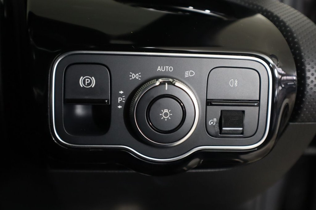 Used Mercedes-Benz A-Class 2019 for sale - 76510117: Photo 44