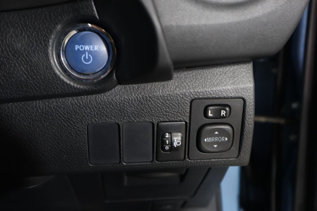 Used Toyota Auris 2016 for sale - 77139912: Photo 37