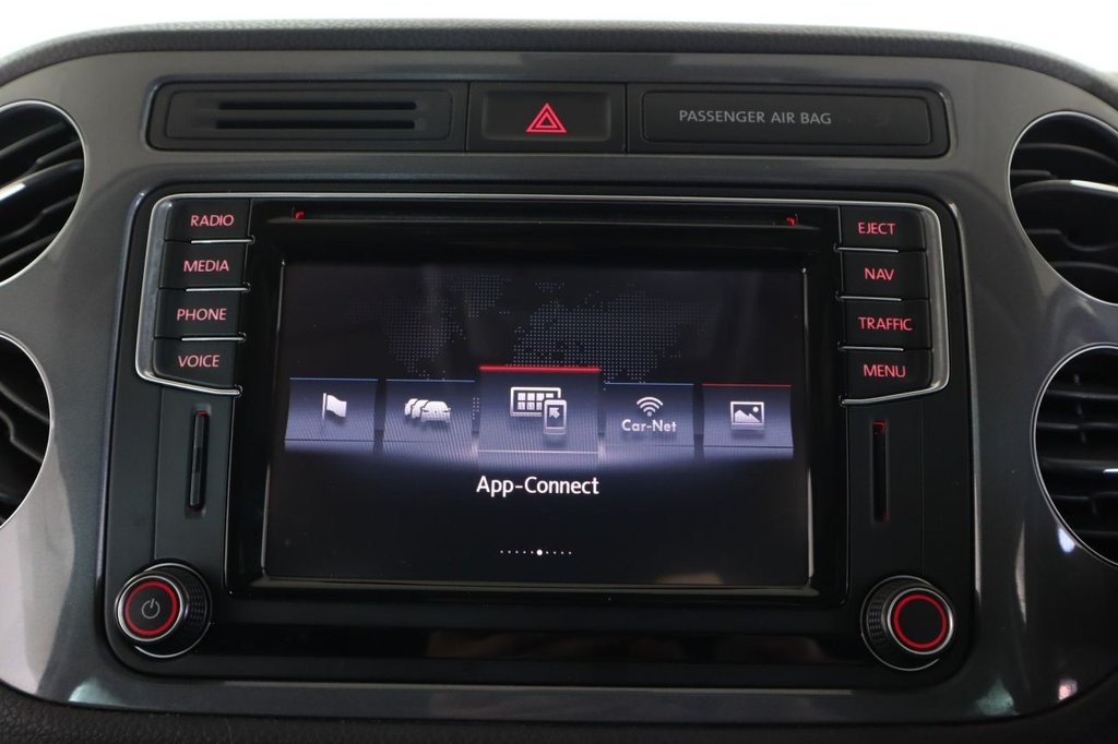 Used Volkswagen Tiguan 2015 for sale - 76445781: Photo 32