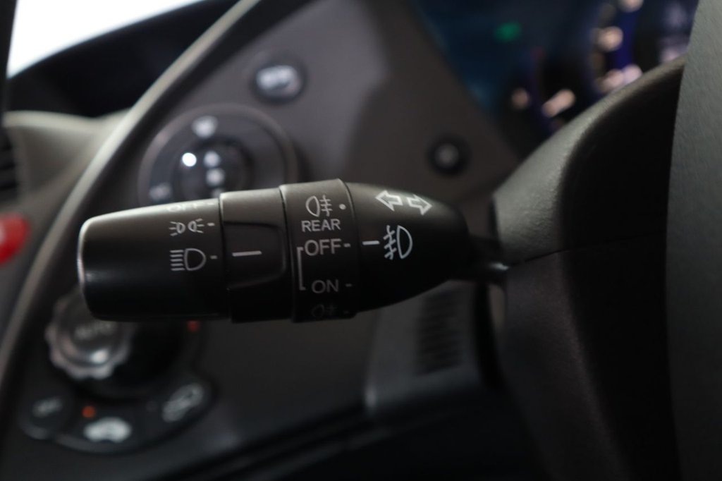 Used Honda Civic 2010 for sale - 76470525: Photo 25