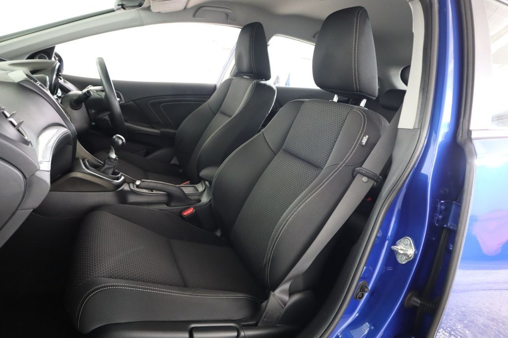 Used Honda Civic 2016 for sale - 76105812: Photo 15
