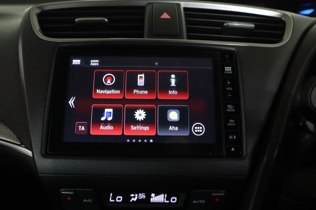 Used Honda Civic 2016 for sale - 76105812: Photo 35