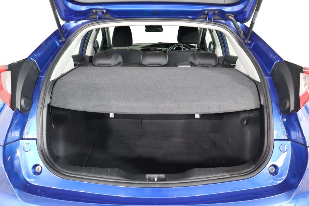 Used Honda Civic 2016 for sale - 76105812: Photo 9