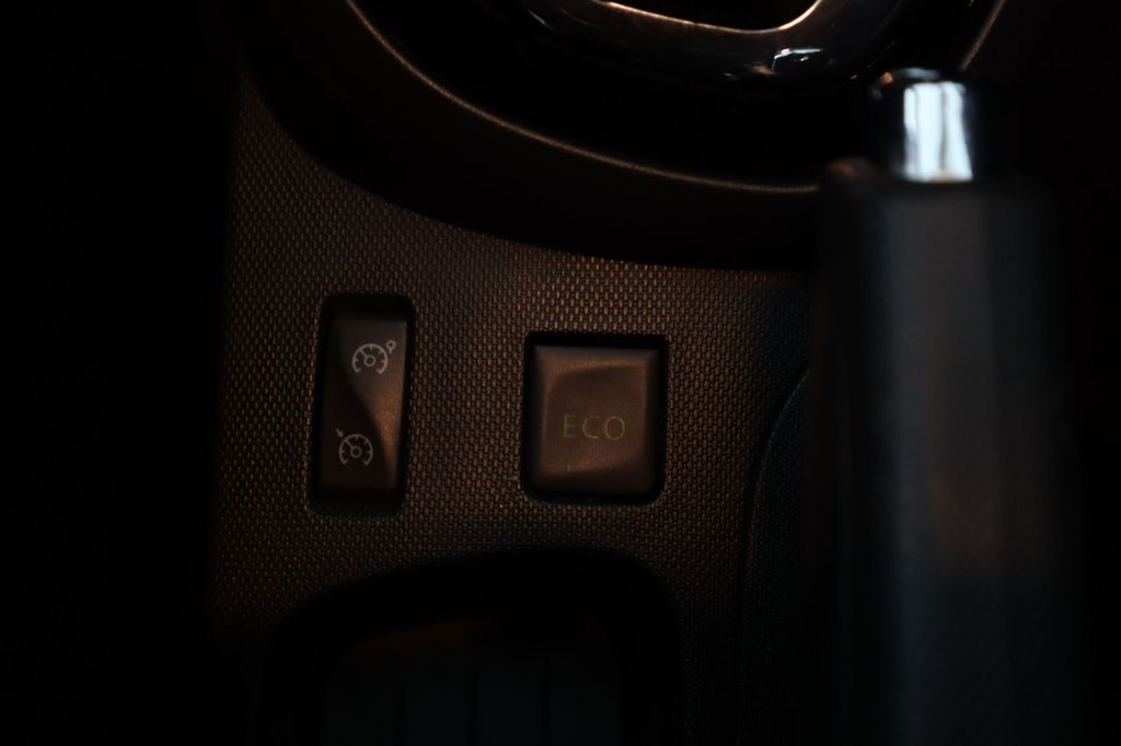 Used Renault Captur 2014 for sale - 77720255: Photo 29