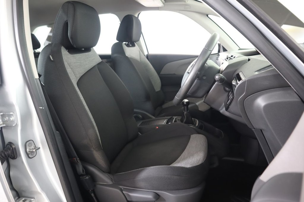 Used Citroen C4 Picasso 2016 for sale - 77171953: Photo 13