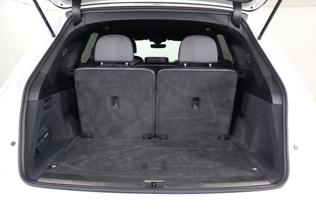 Used Audi Q7 2016 for sale - 78110950: Photo 9