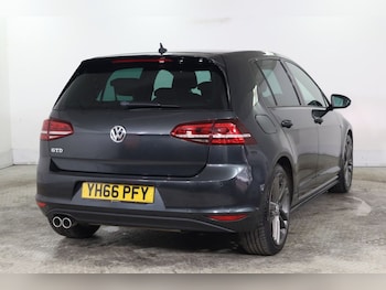 Used Volkswagen Golf 2016 for sale - 78414298: Photo