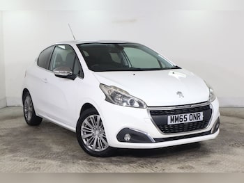Used Peugeot 208 2015 for sale - 77534581: Photo