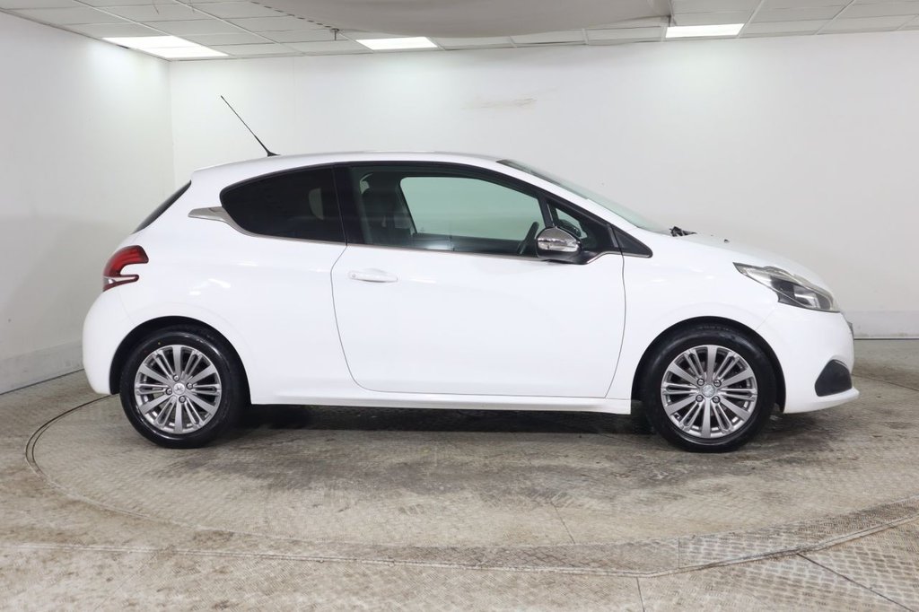 Used Peugeot 208 2015 for sale - 77534581: Photo 7