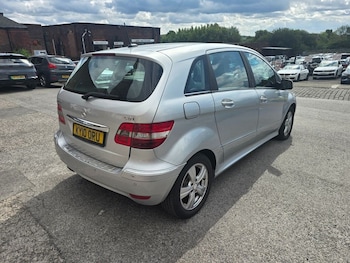 Used Mercedes-Benz B Class 2010 for sale - 79578859: Photo