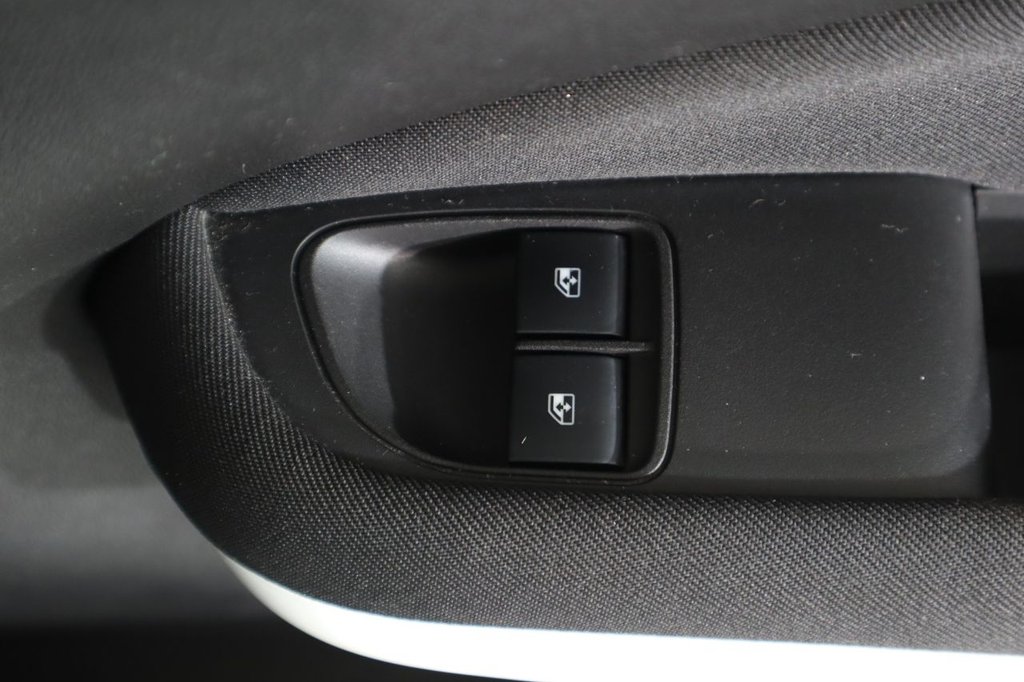 Used Vauxhall ADAM 2014 for sale - 76367860: Photo 44