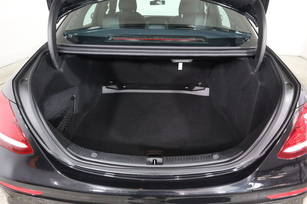 Used Mercedes-Benz E Class 2017 for sale - 77765481: Photo 9