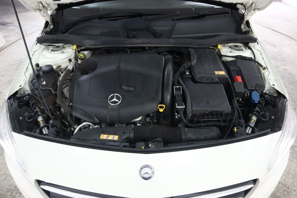 Used Mercedes-Benz A-Class 2015 for sale - 77422462: Photo 10