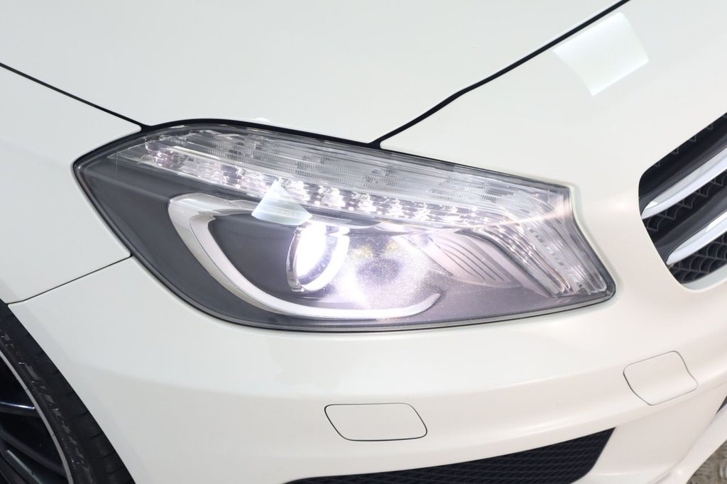 Used Mercedes-Benz A-Class 2015 for sale - 77422462: Photo 11