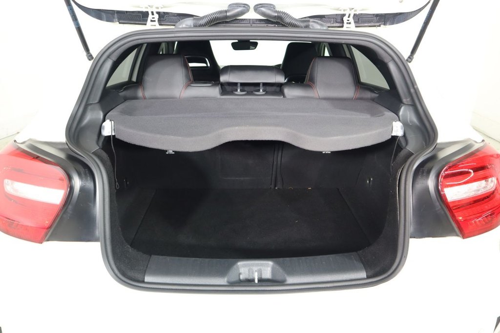 Used Mercedes-Benz A-Class 2015 for sale - 77422462: Photo 9