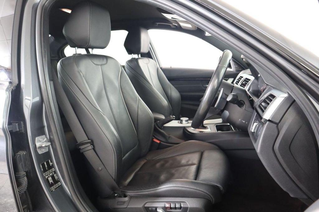 Used BMW 3 Series 2018 for sale - 76711033: Photo 14