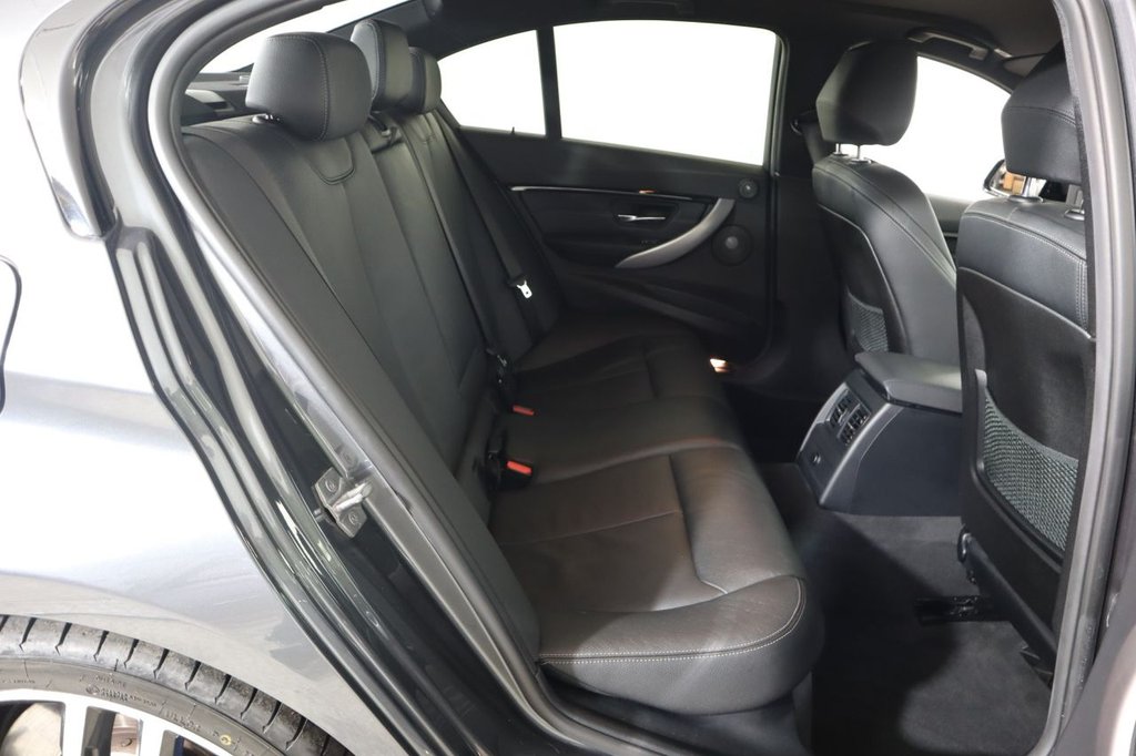 Used BMW 3 Series 2018 for sale - 76711033: Photo 15