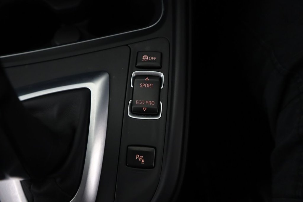 Used BMW 3 Series 2018 for sale - 76711033: Photo 30