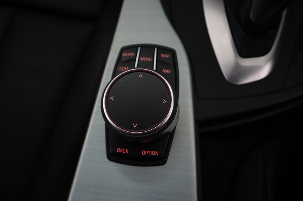 Used BMW 3 Series 2018 for sale - 76711033: Photo 31