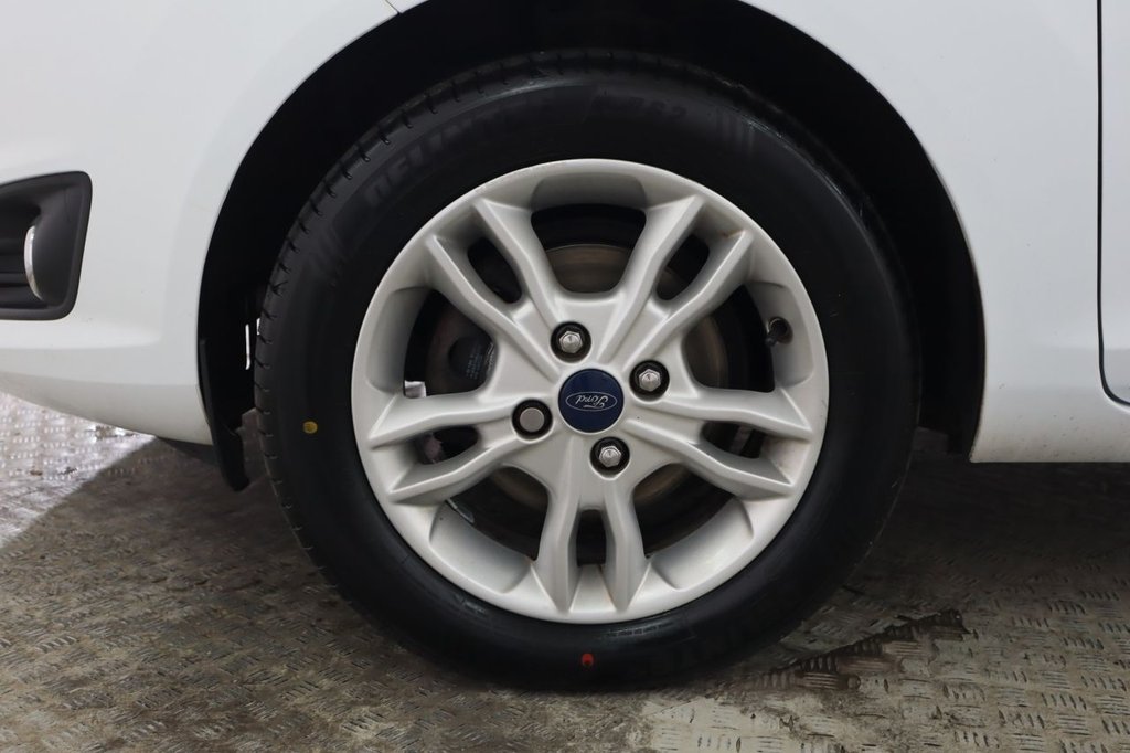 Used Ford Fiesta 2015 for sale - 77007674: Photo 12