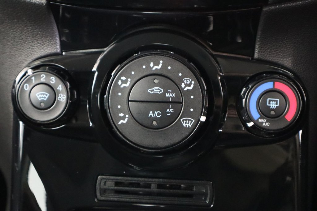 Used Ford Fiesta 2015 for sale - 77007674: Photo 36