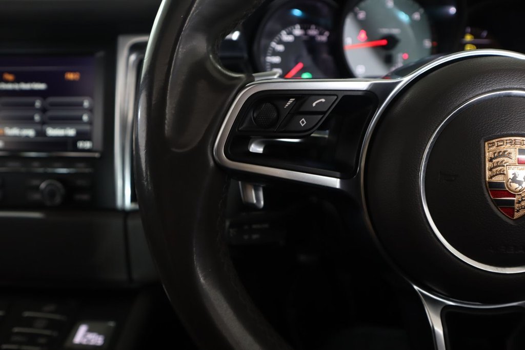 Used Porsche Macan 2015 for sale - 77499415: Photo 24