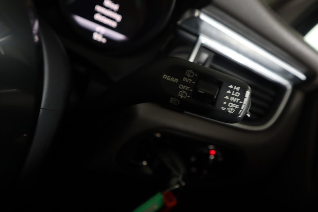 Used Porsche Macan 2015 for sale - 77499415: Photo 25