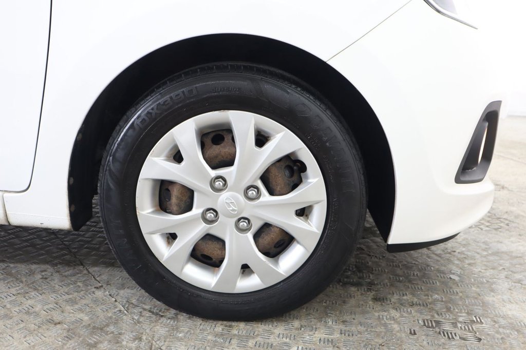 Used Hyundai i10 2014 for sale - 77139908: Photo 11