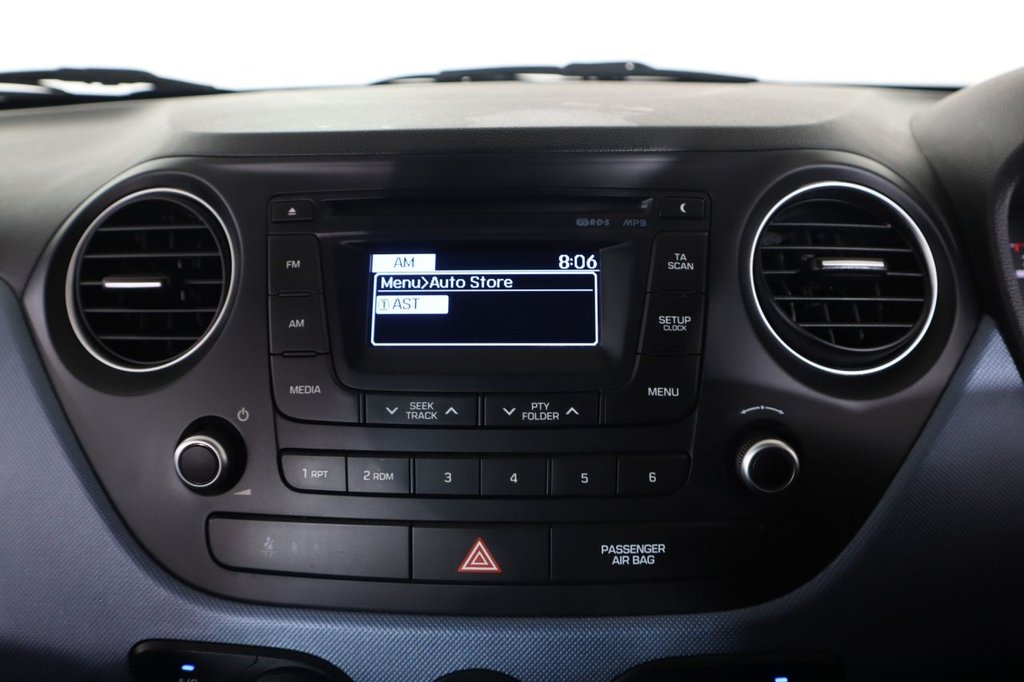 Used Hyundai i10 2014 for sale - 77139908: Photo 30