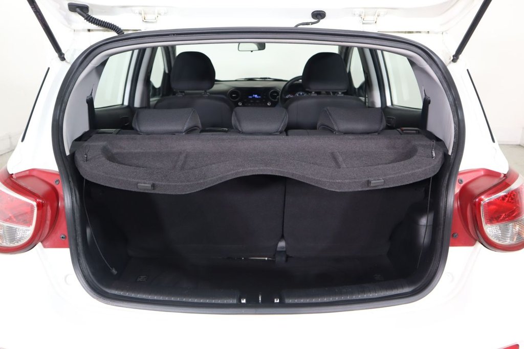 Used Hyundai i10 2014 for sale - 77139908: Photo 9