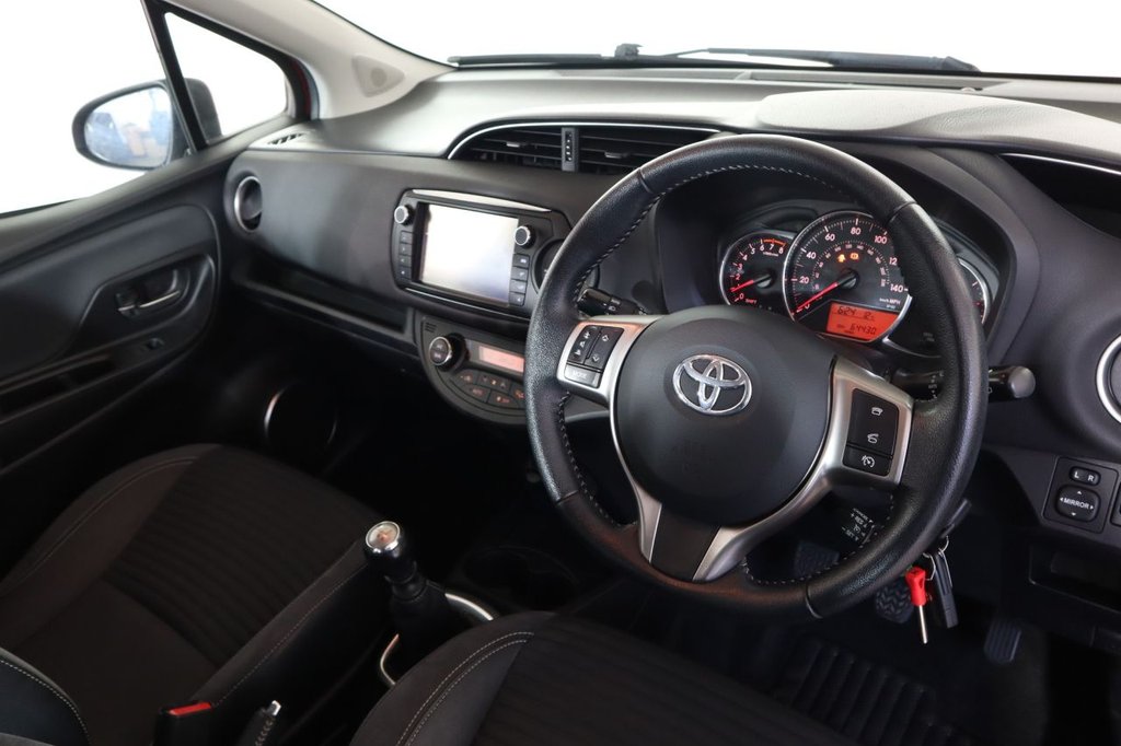 Used Toyota Yaris 2014 for sale - 76033535: Photo 12