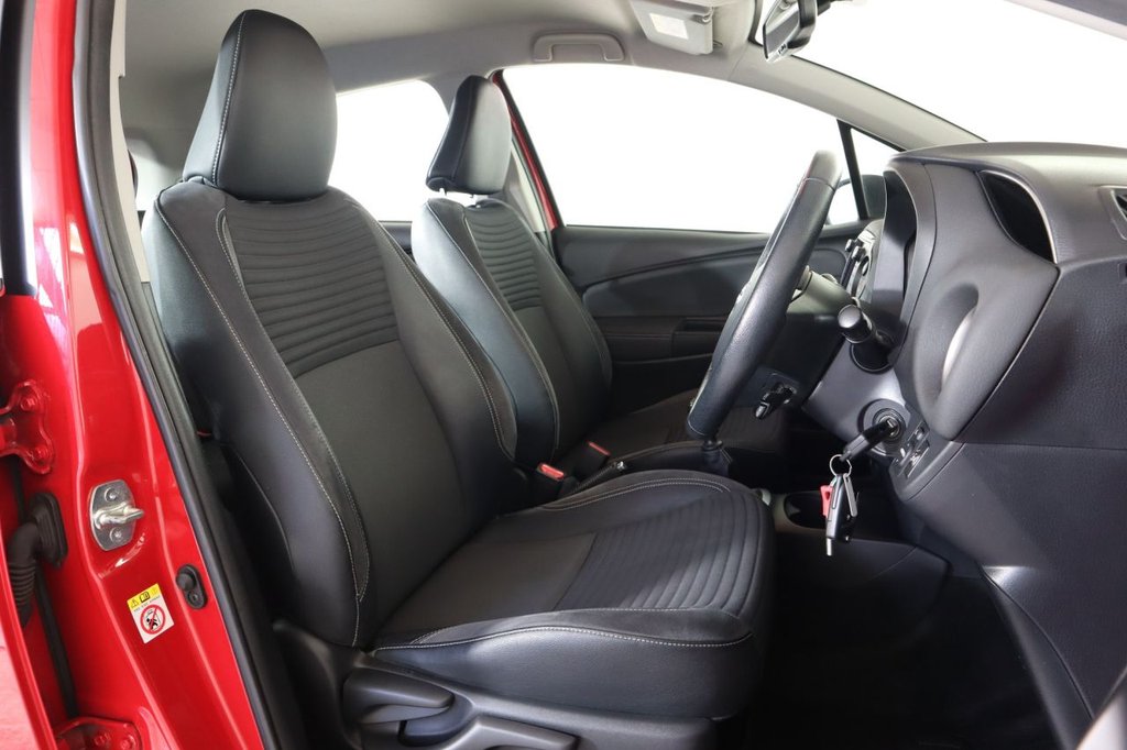 Used Toyota Yaris 2014 for sale - 76033535: Photo 13