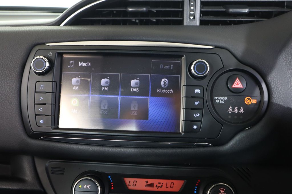 Used Toyota Yaris 2014 for sale - 76033535: Photo 29