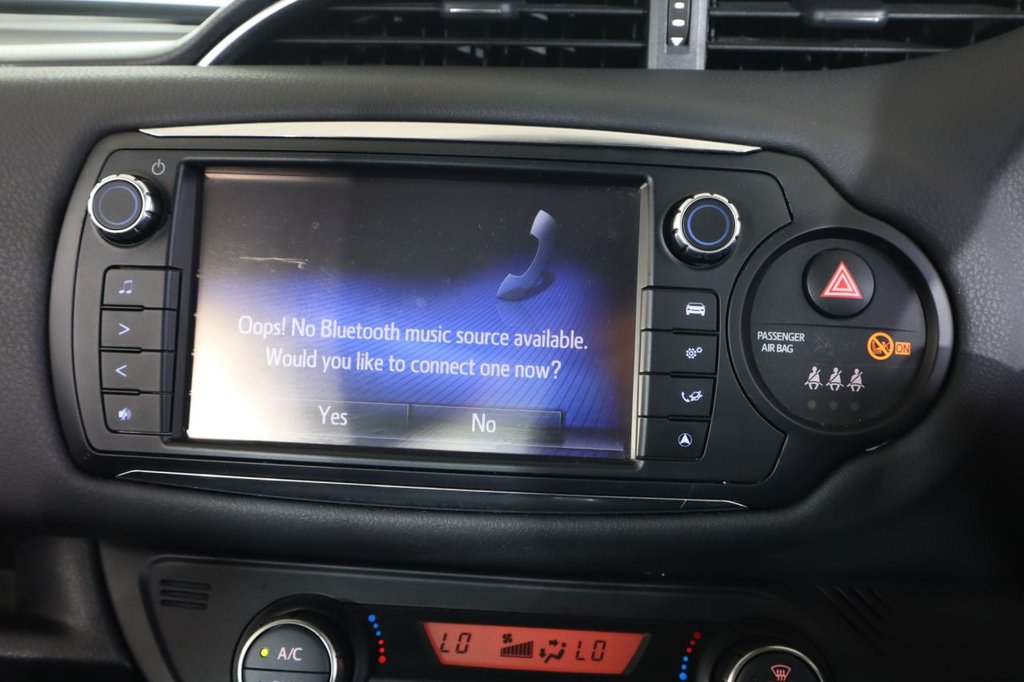 Used Toyota Yaris 2014 for sale - 76033535: Photo 30