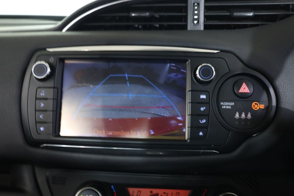 Used Toyota Yaris 2014 for sale - 76033535: Photo 35