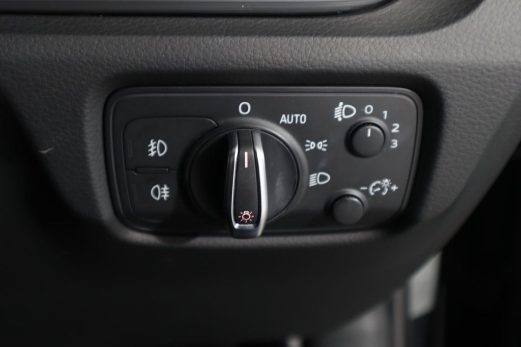 Used Audi A3 2014 for sale - 77936883: Photo 39