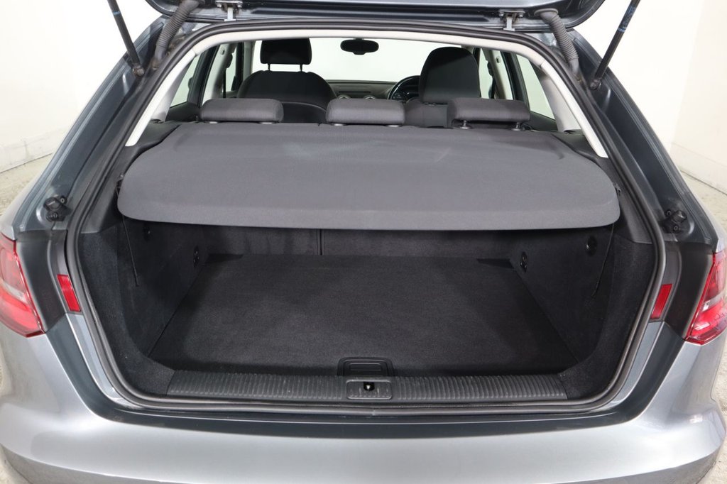 Used Audi A3 2014 for sale - 77936883: Photo 8