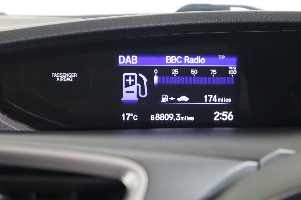 Used Honda Civic 2016 for sale - 76910145: Photo 30