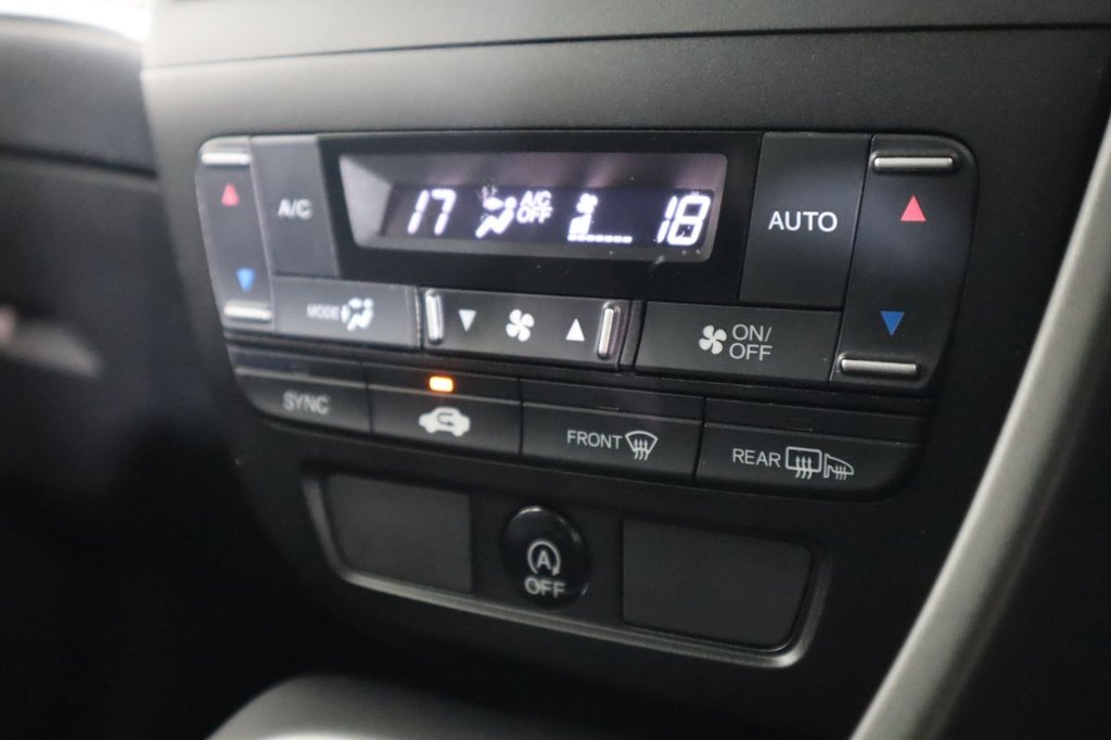 Used Honda Civic 2016 for sale - 76910145: Photo 41