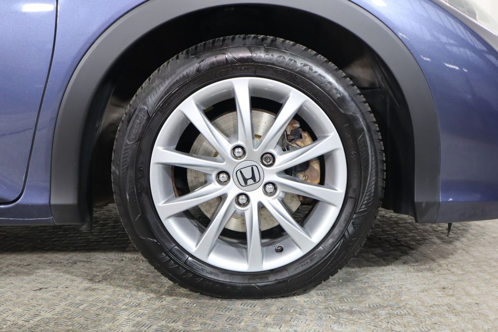 Used Honda Civic 2016 for sale - 76910145: Photo 9