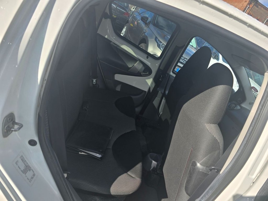 Used Toyota AYGO 2011 for sale - 78181587: Photo 9