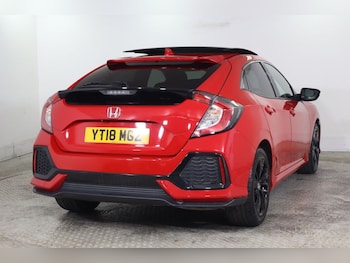 Used Honda Civic 2018 for sale - 79482400: Photo