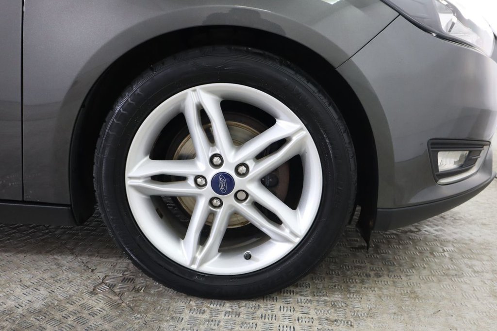 Used Ford Focus 2017 for sale - 76163134: Photo 11