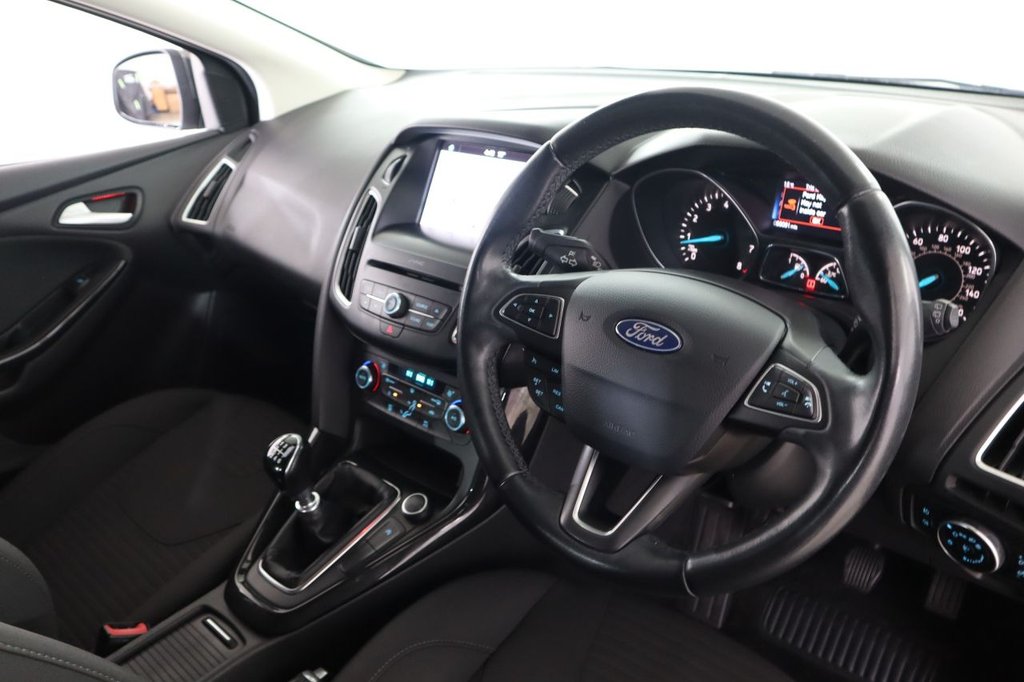 Used Ford Focus 2017 for sale - 76163134: Photo 12